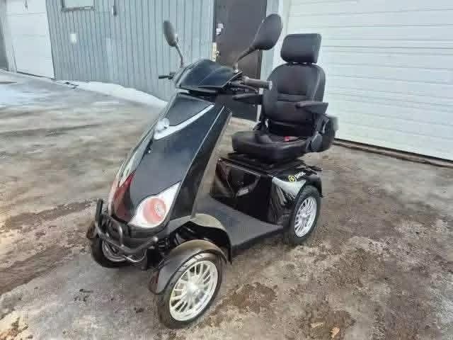 Green Power BL800 Mobility scooter 