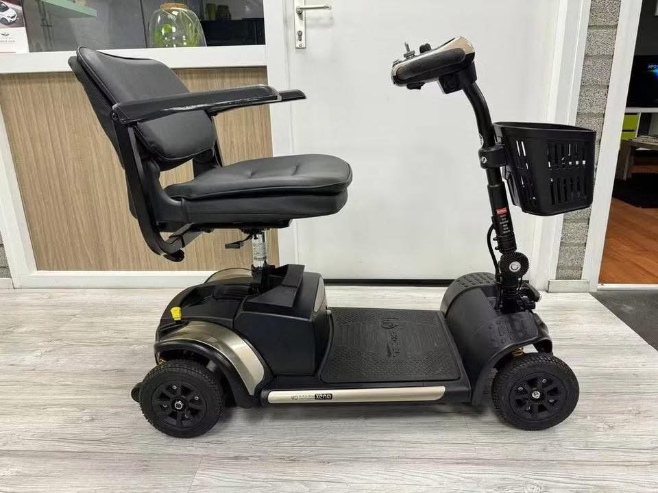 Excel Xena Demountable mobility scooter 